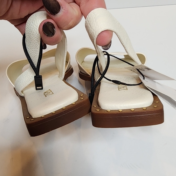 NWT Zara Flat White Leather Slider Sandals With Heel Strap Size EU 38 Stud Detai - Picture 15 of 16